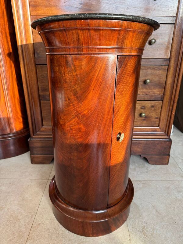 Somno époque Empire Acajou de cuba et Marbre à gorge