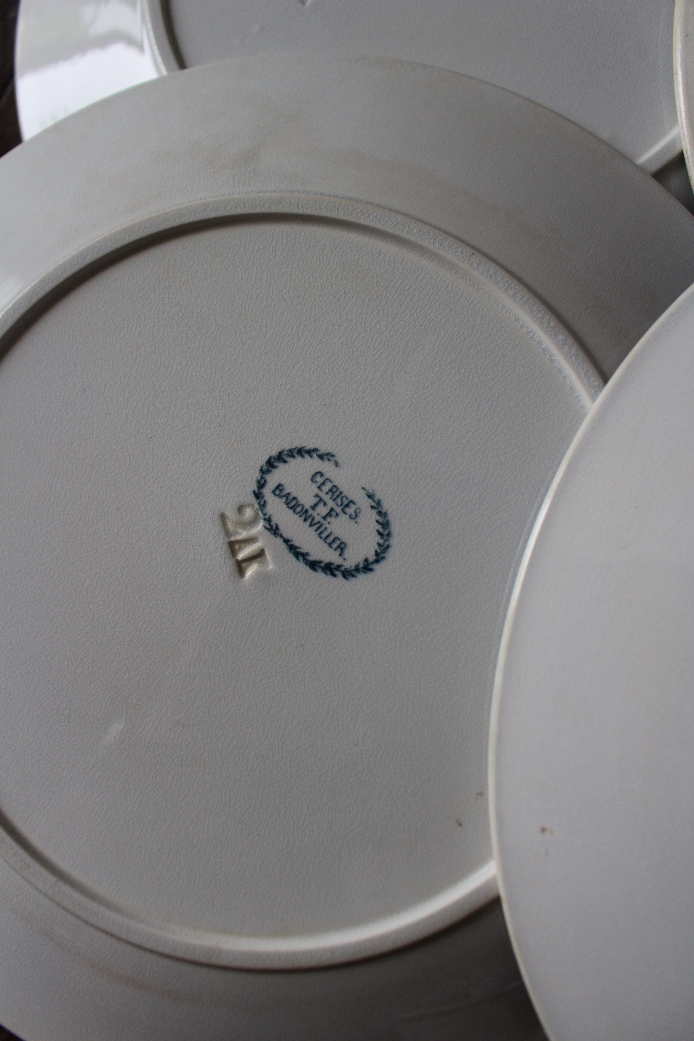 Set 6 plates flat Cherries blue Badonviller
