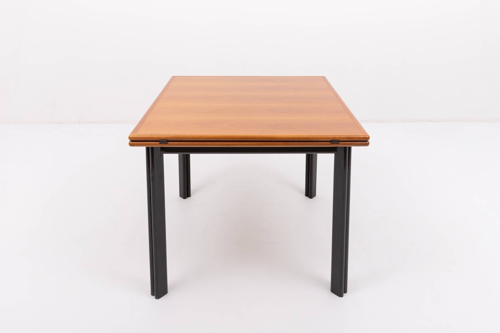 Table à manger vintage pliable en noyer, design italien, 1980