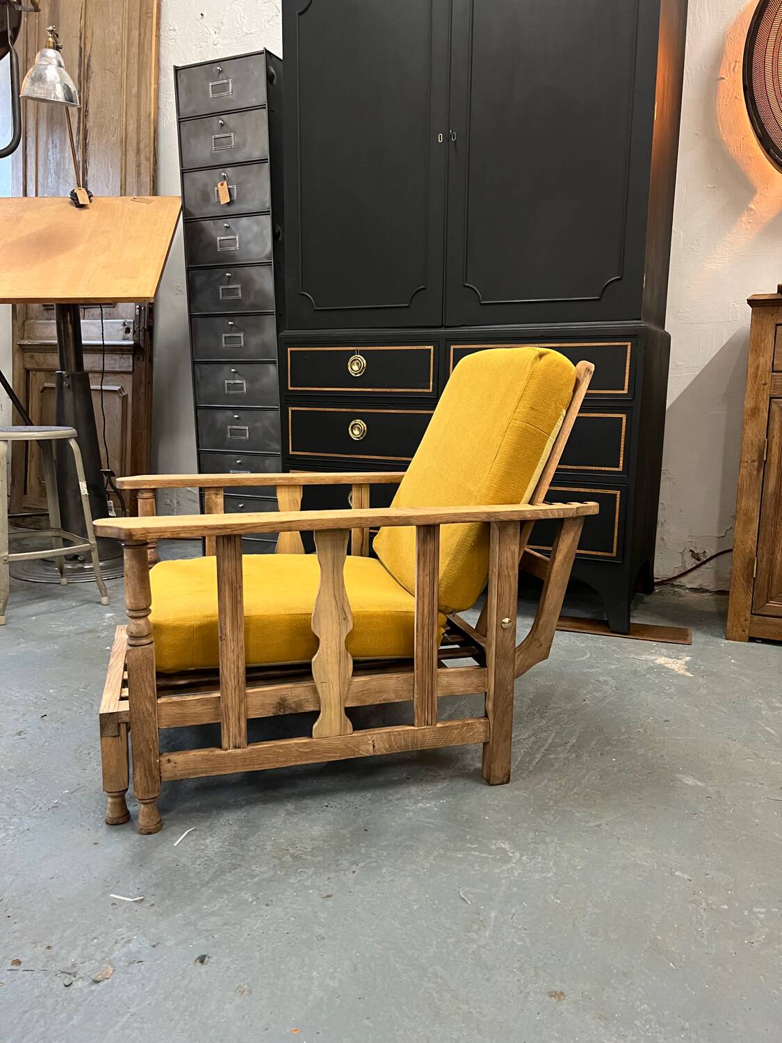 Morris armchair early 20th century