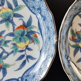 Pair of Asian plates decoration pomegranates