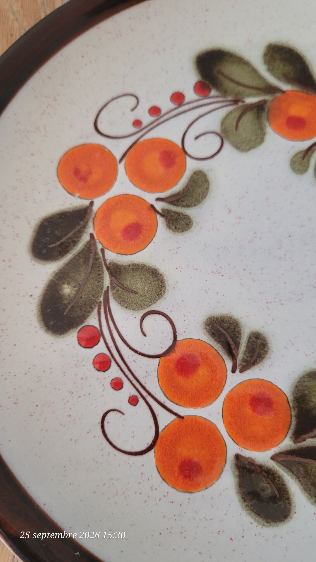 6 vintage dessert plates