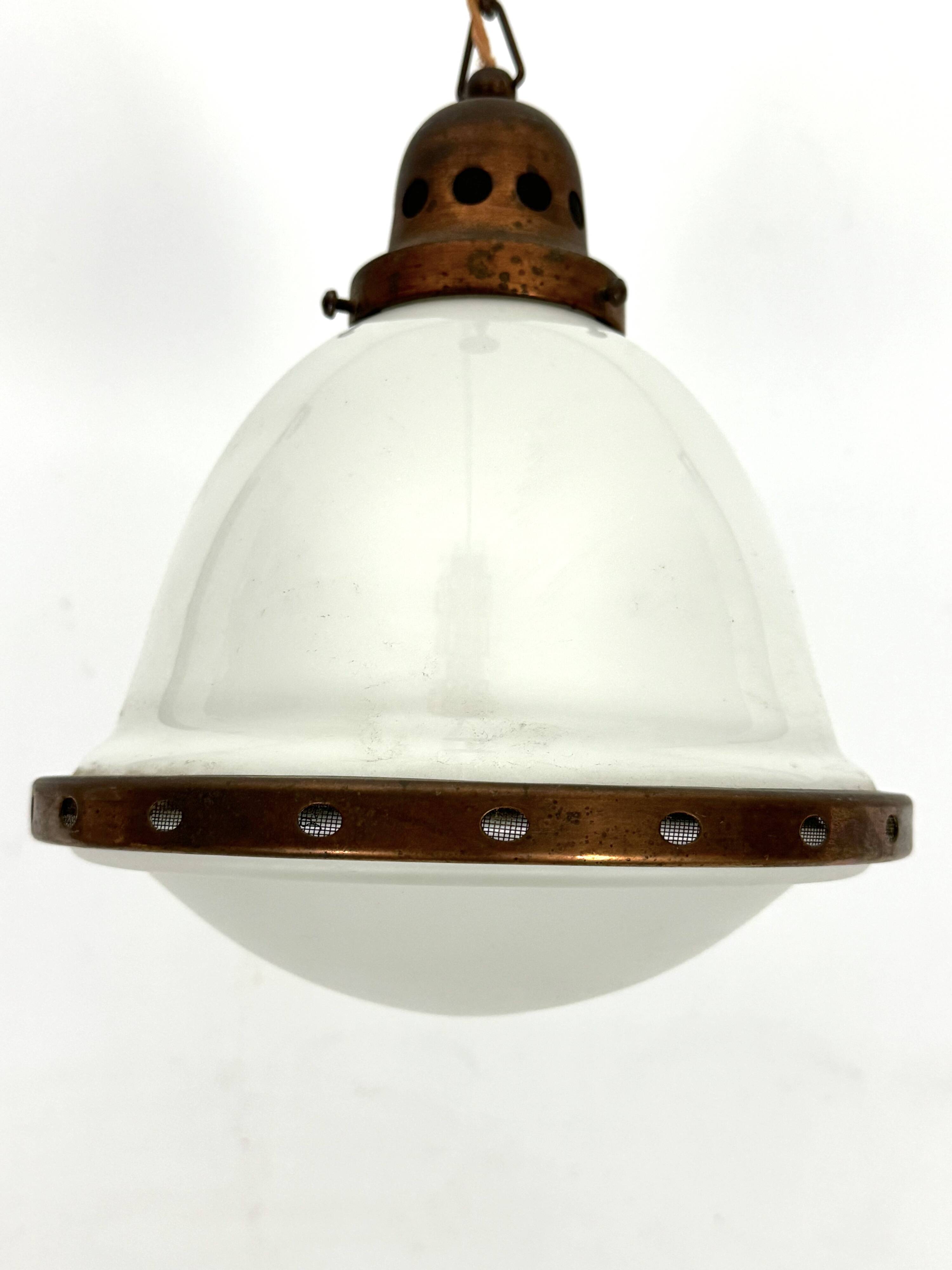 Vintage Industrial chandelier in copper and milk glass. Italy 1950s