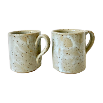 Pair of enamelled stoneware mugs