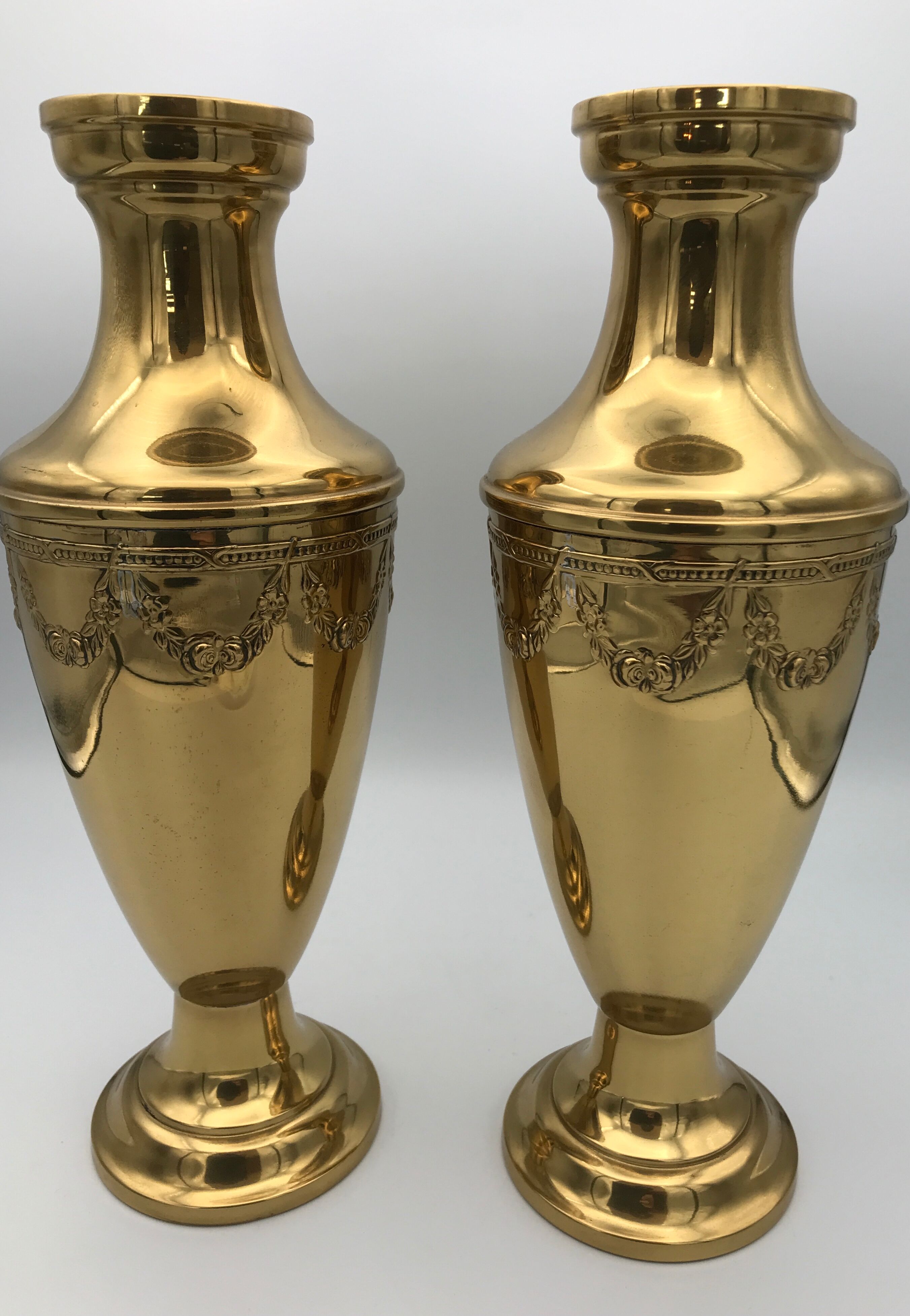 Pair of golden brass vases with floral frieze pattern 27.5 cm
