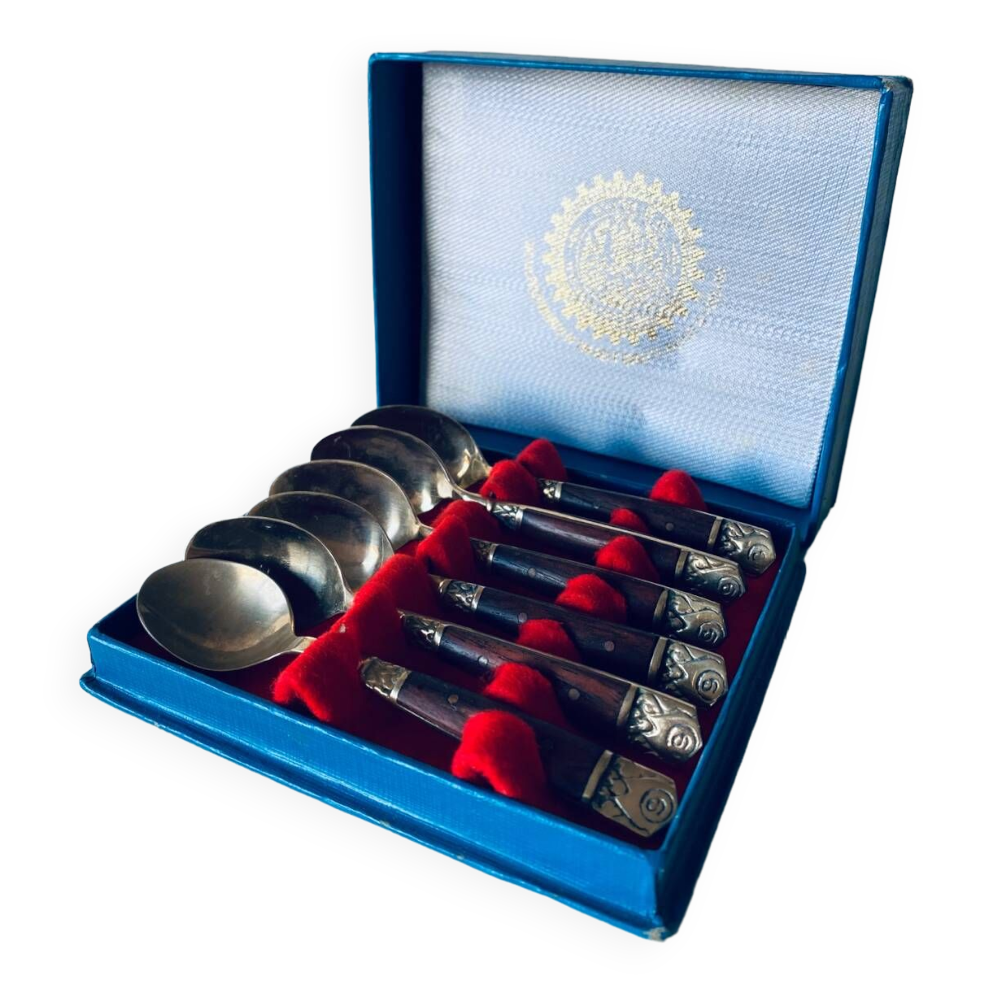 6 vintage teaspoons
