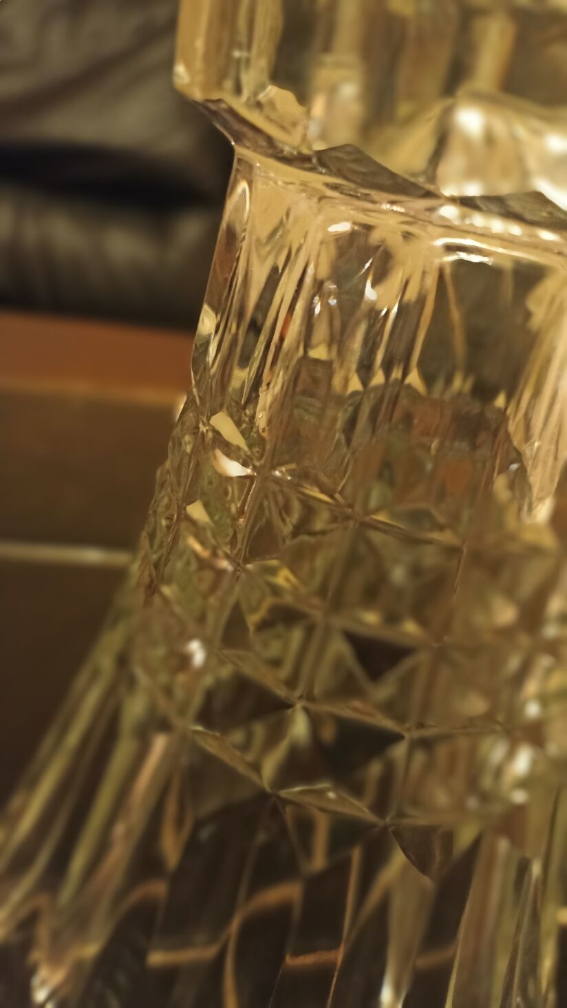 Vase en verre épais
