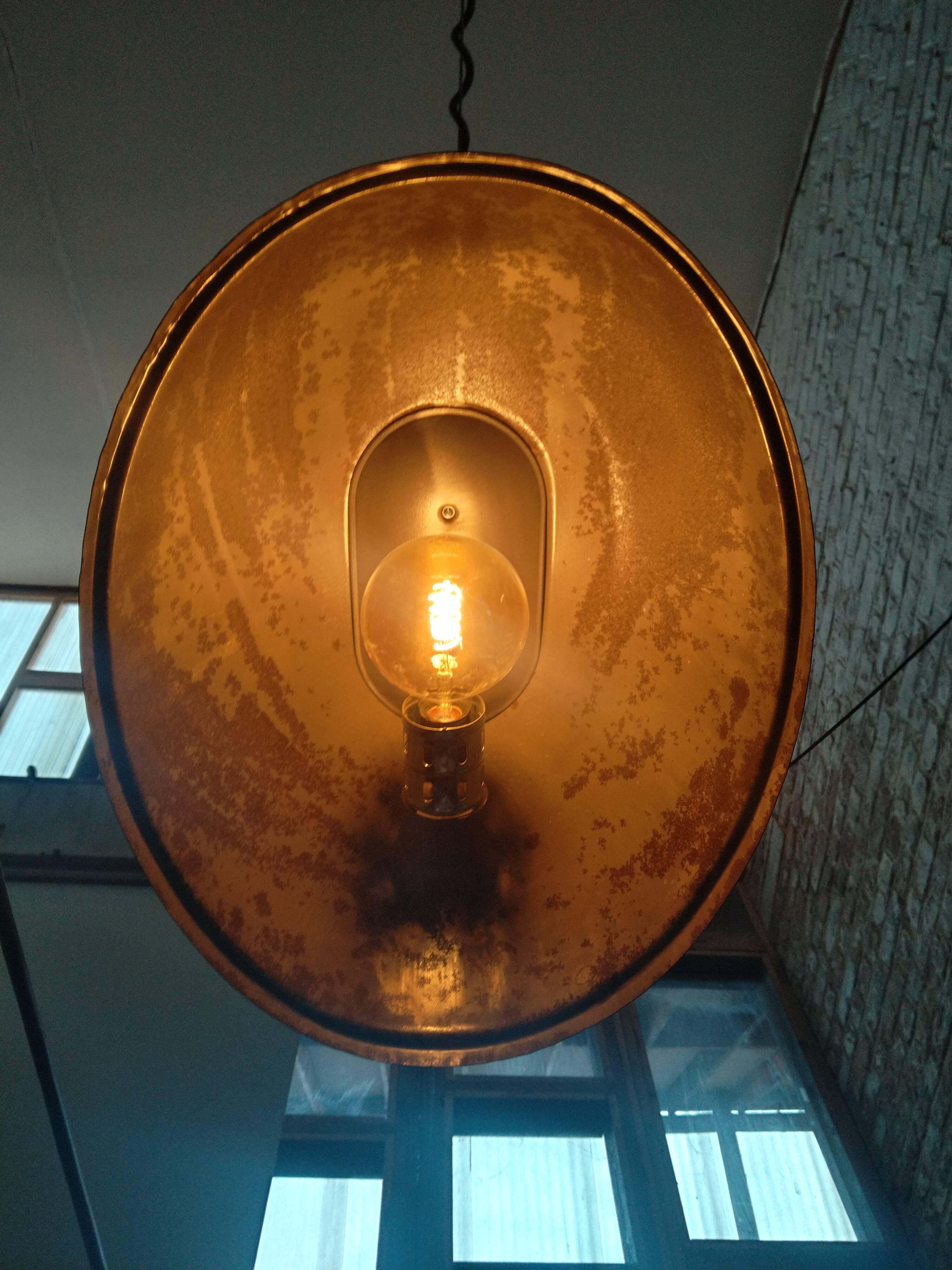 Grande lampe industrielle N°4