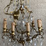 Pair of chandeliers with pendant