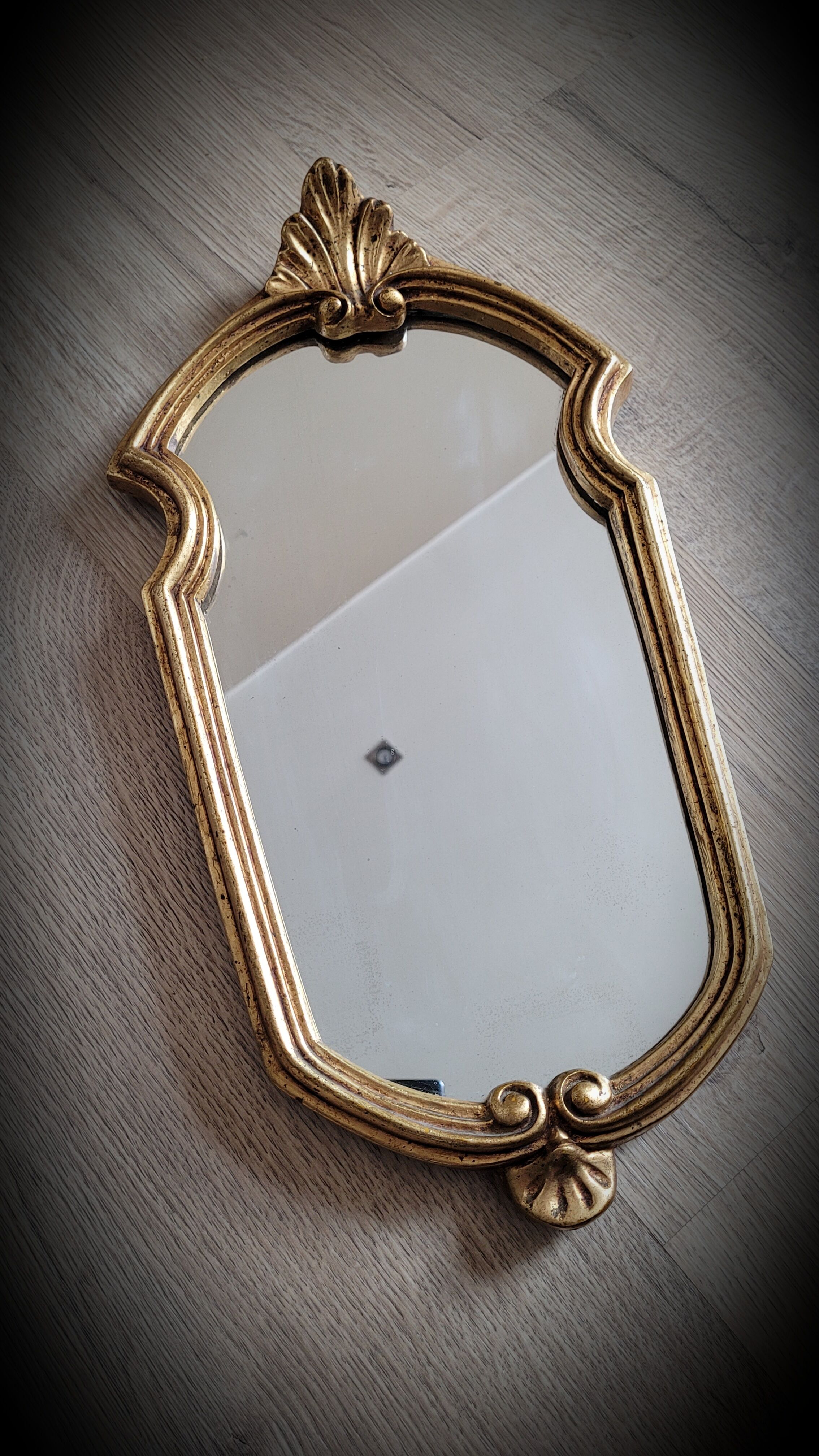 Golden mirror croles 2