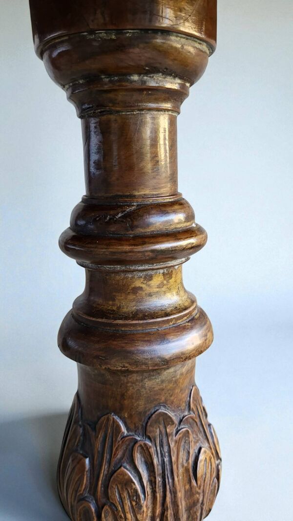 Table violon quadripode vers 1900