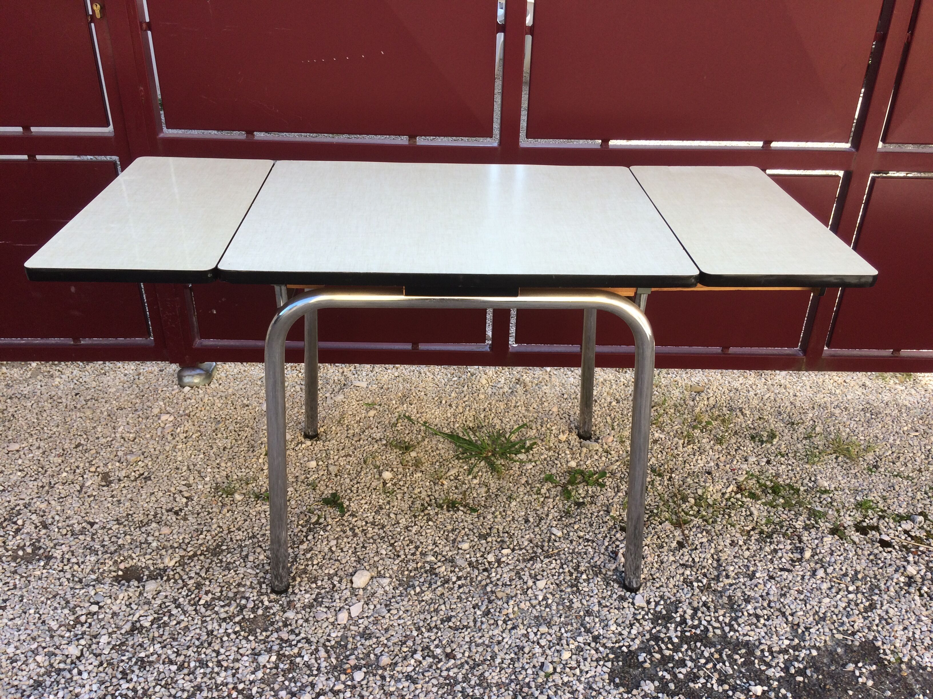 Lengthy formica table