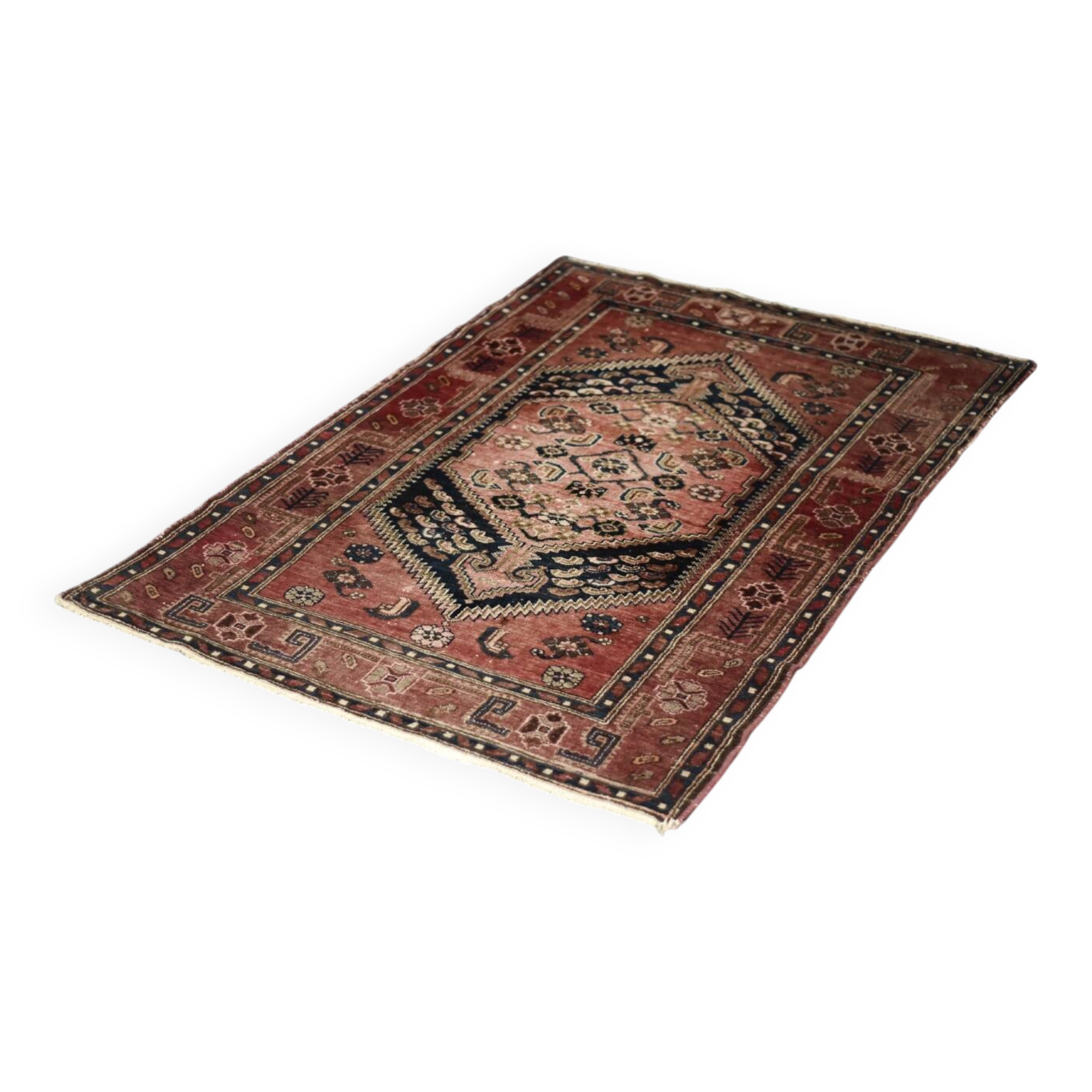 Vintage Hamadan Kamse oriental rug, handwoven in the Middle East, 1960s.