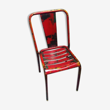 Chaise en métal rouge vintage