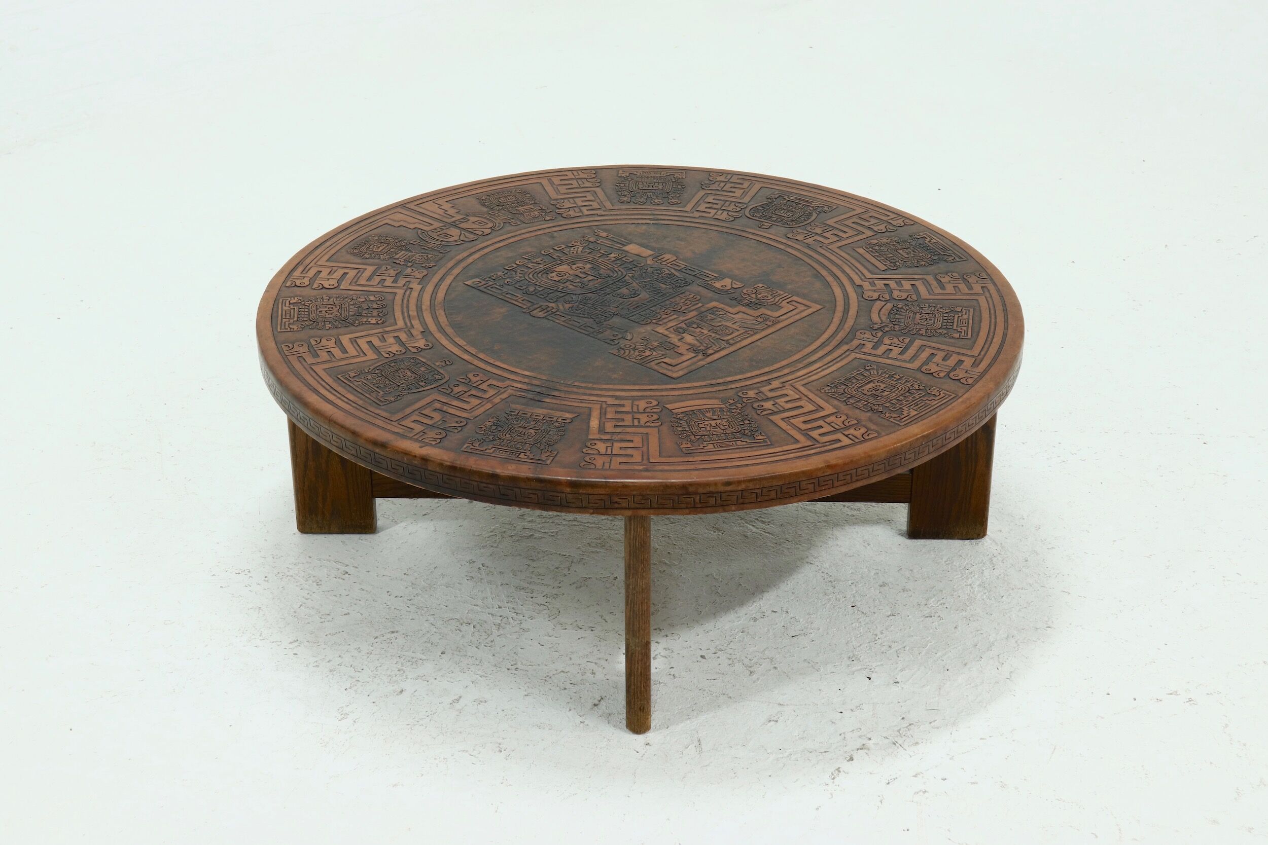 Round Coffee Table by Angel Pazmino for Muebles de Estilo 1960s