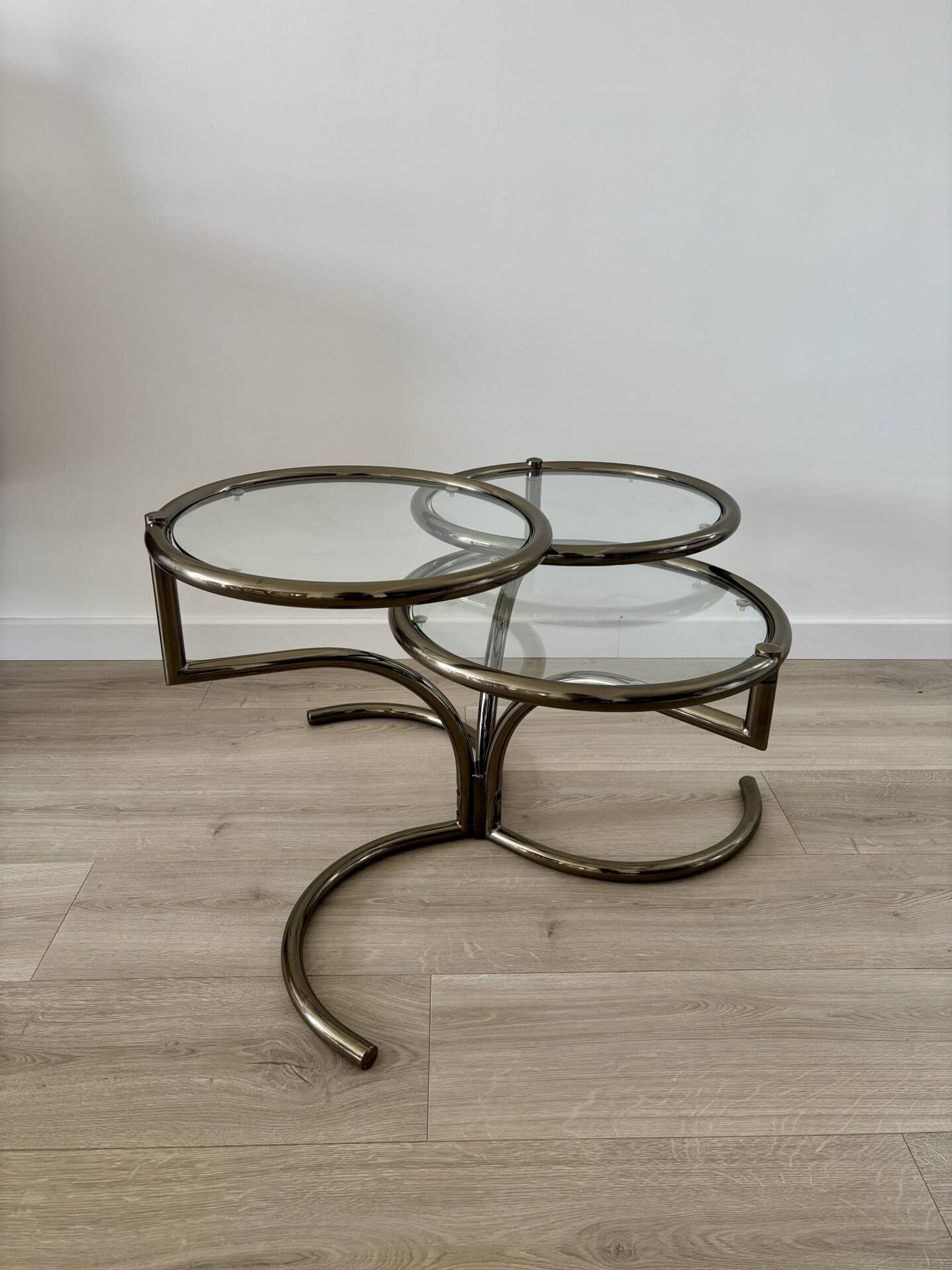 Morex coffee table attributed to Milo Baughman, 1970s, 3 trays.