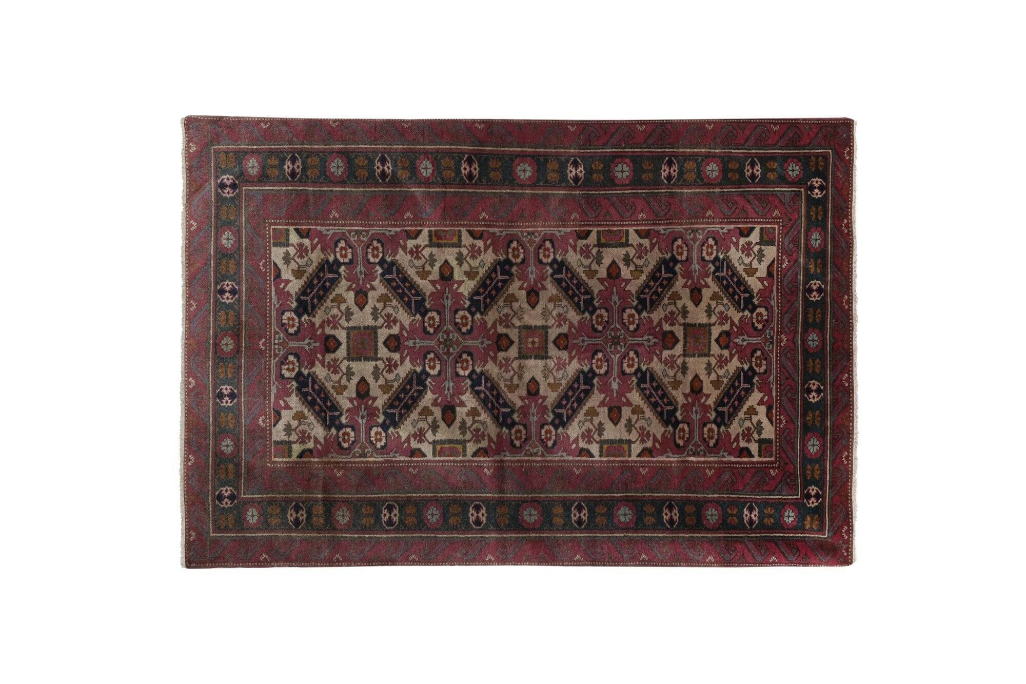 Vintage handmade Turkish rug 127x190 cm