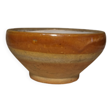 Varnished bowl