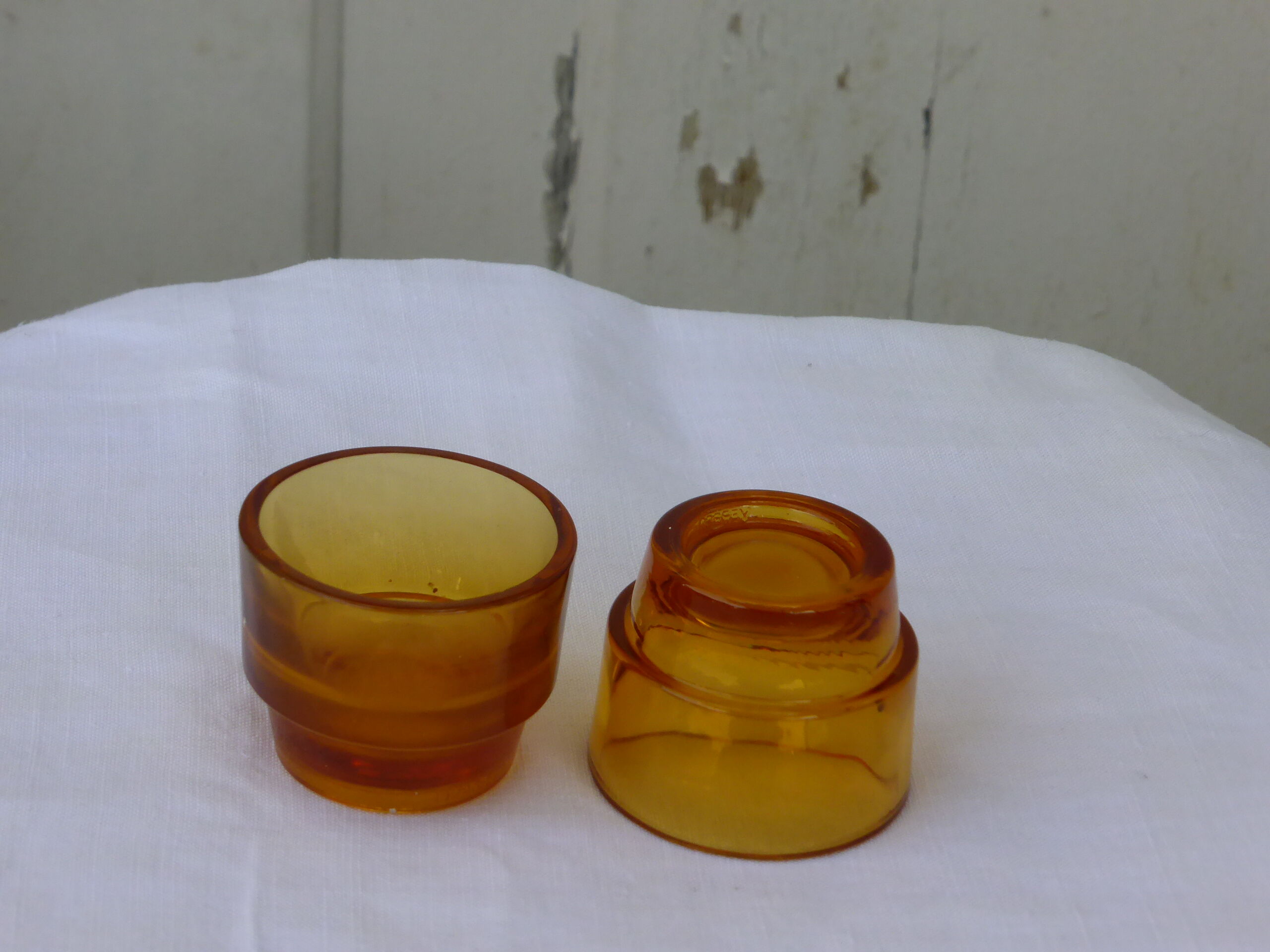 6 vintage 1970 amber yellow glass cockroaches, stackable