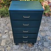 Vintage chest of drawers with 5 drawers