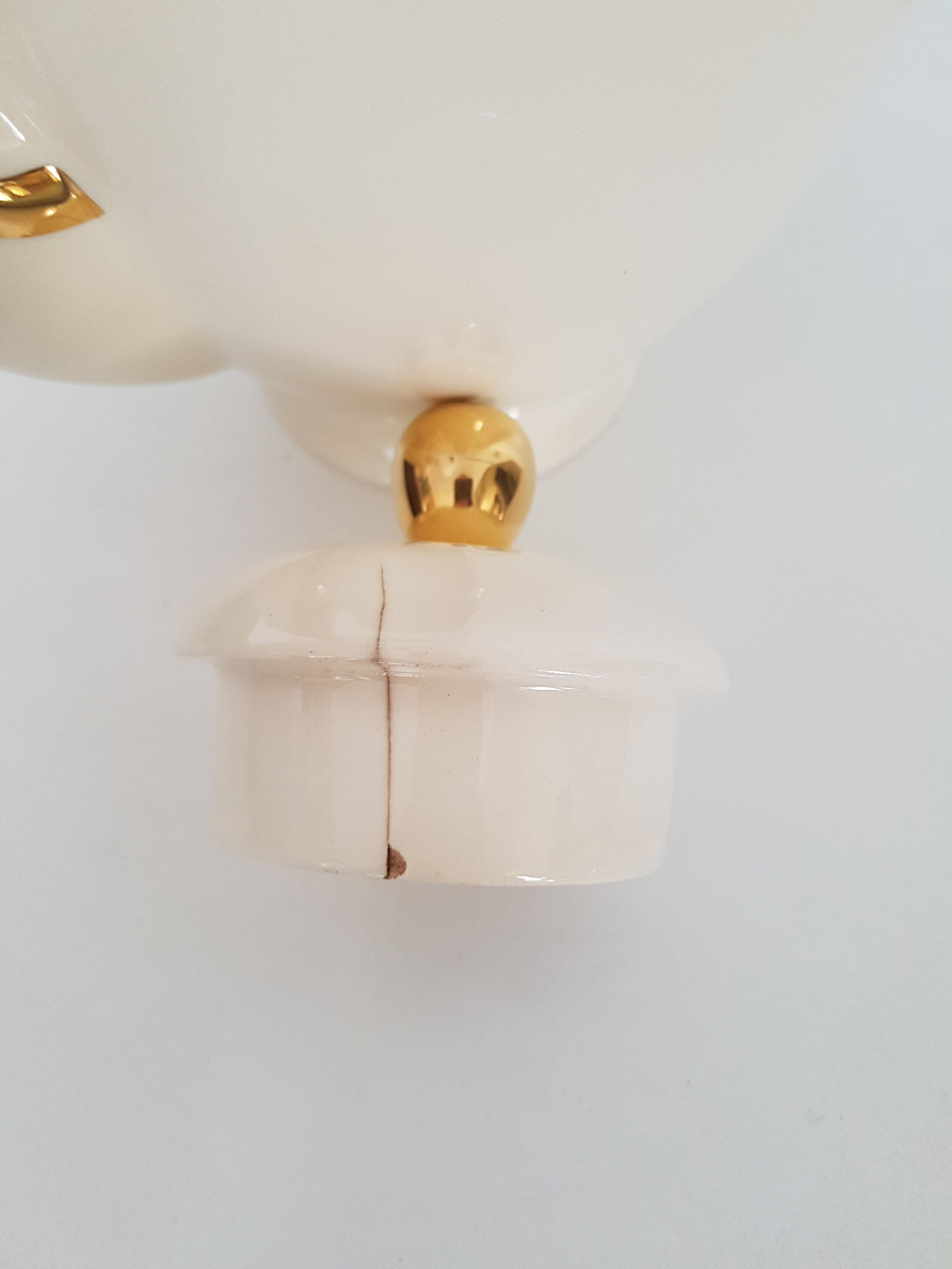 Tea service in earthenware, by Villeroy and Boch, Rhône model.