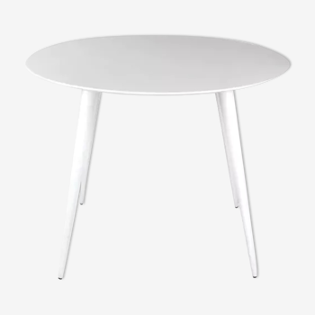 White round table