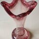 Vase floral/Verrerie de Clichy/Tons camaieus de roses. Motifs à points/Volutes. Haut 25,5 cm