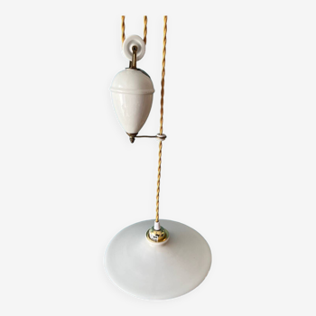 Suspension d’époque monte baisse en porcelaine et opaline