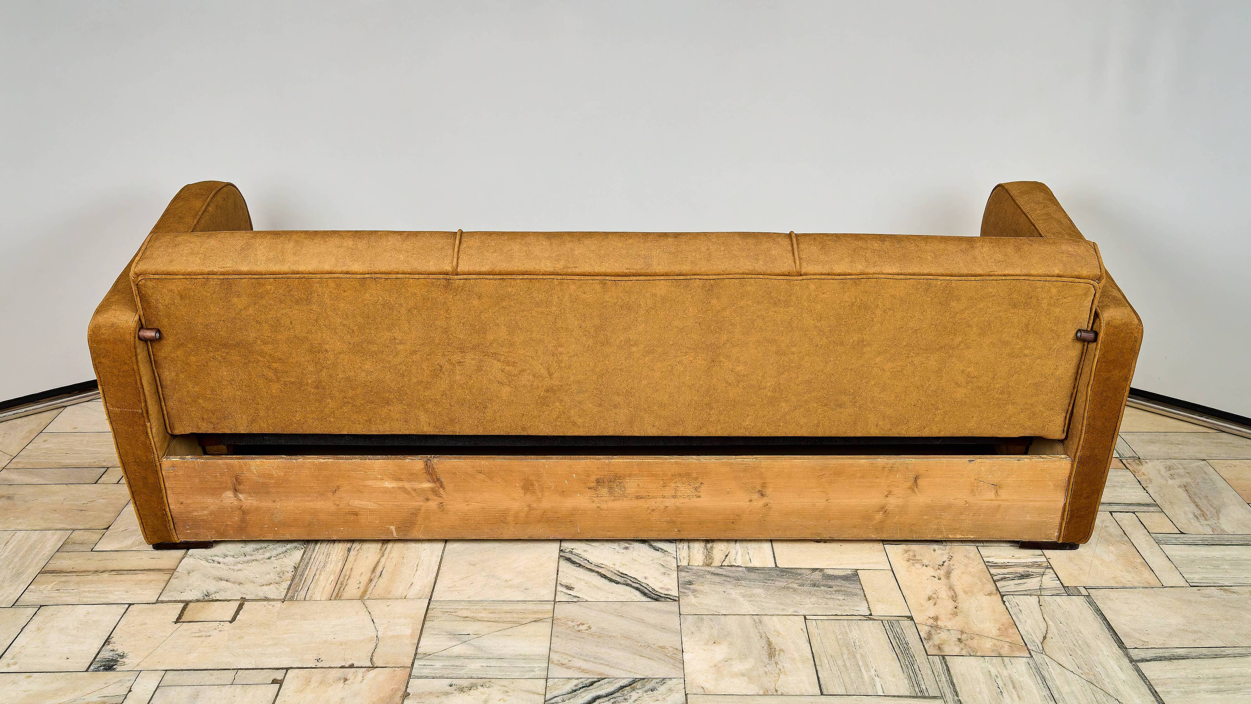 Catalogue art deco sofa H-363 designed by Jindrich Halabala for UP Zavody.