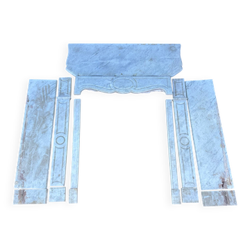 Pompadour fireplace in white marble from around 1900.