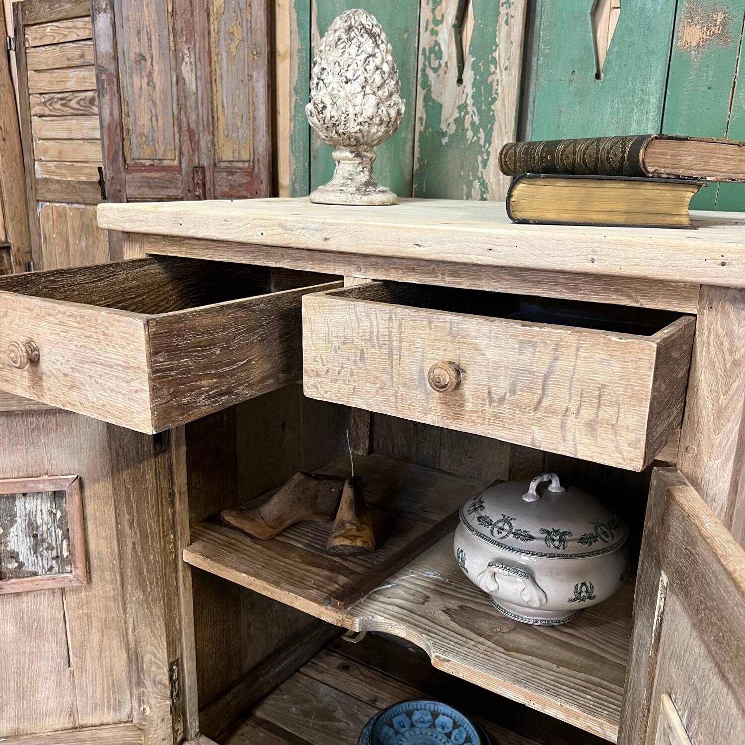 Parisian Country Buffet