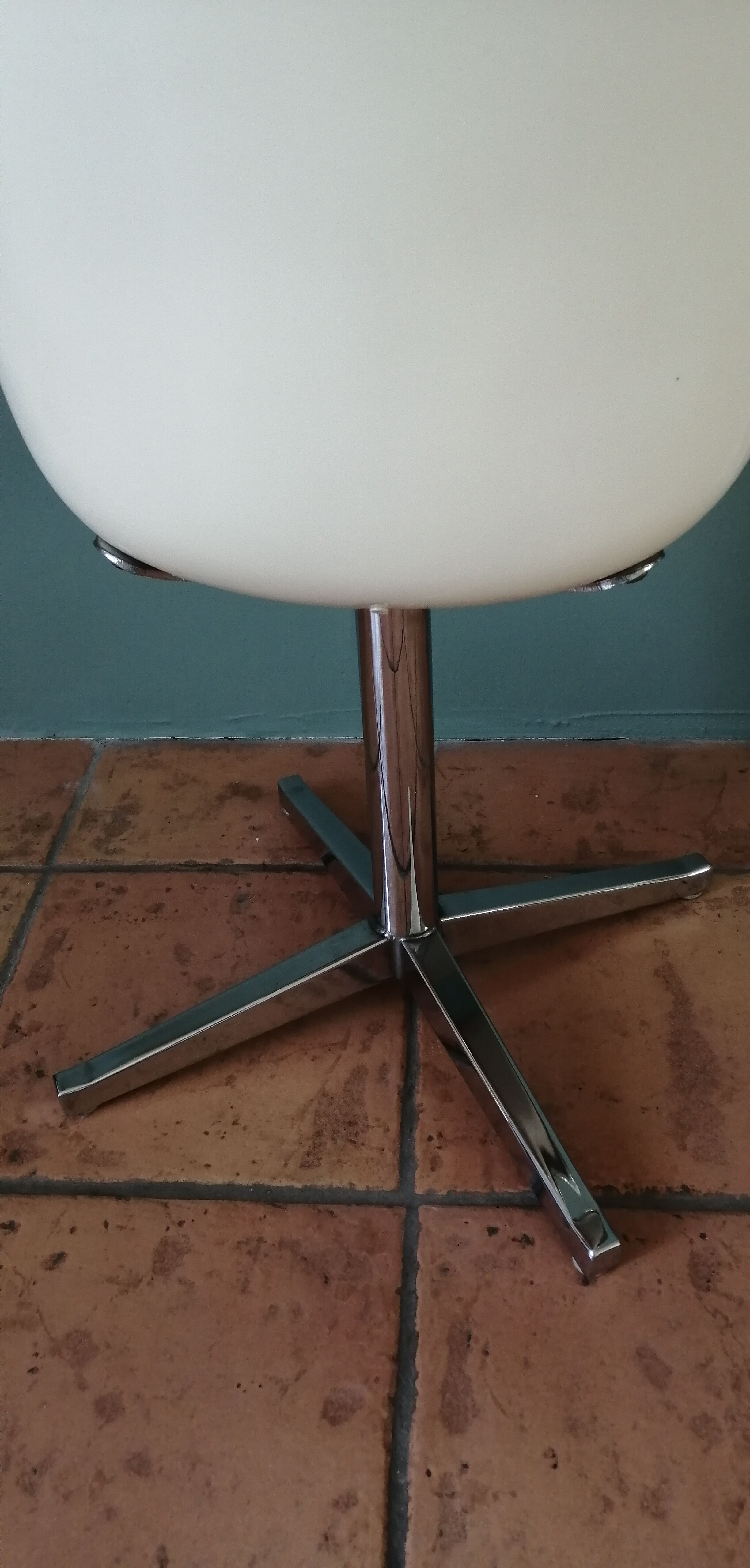 Chaise pivotante R.Schweitzer Lafargue modele L202