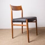 Series of 6 Danish chairs in Teak and Skai new, model 418 by Arne Vodder for Sibast 1960.