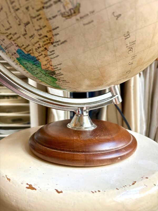 Mappemonde, globe lumineux Tecnodidattica avec loupe