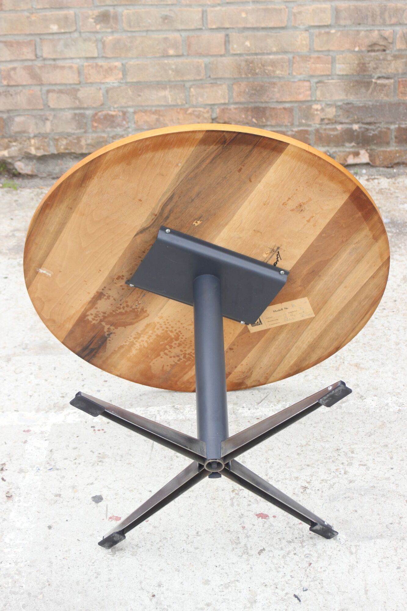 Mid century coffee table in teak veneer by Mutz, Germany 1950s