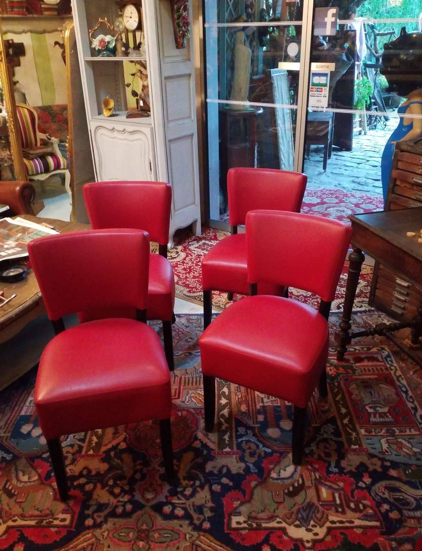 4 red chairs