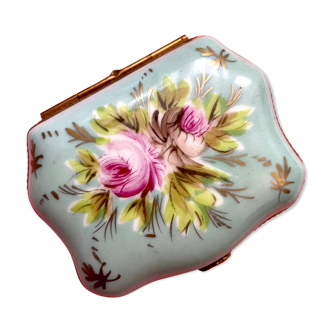 Boite pilulier ancien en porcelaine motif floral