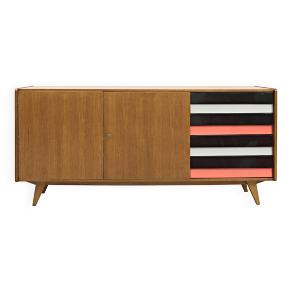 Buffet U-460 en chêne par Jiří Jiroutek pour Interier Praha, 1965