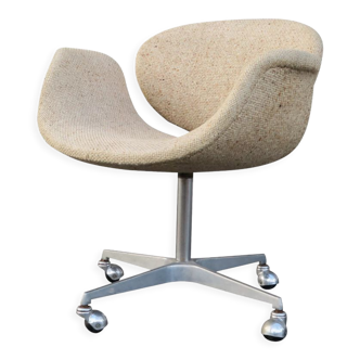 Armchair with wheels "Little Tulip" Pierre Paulin for Artifort