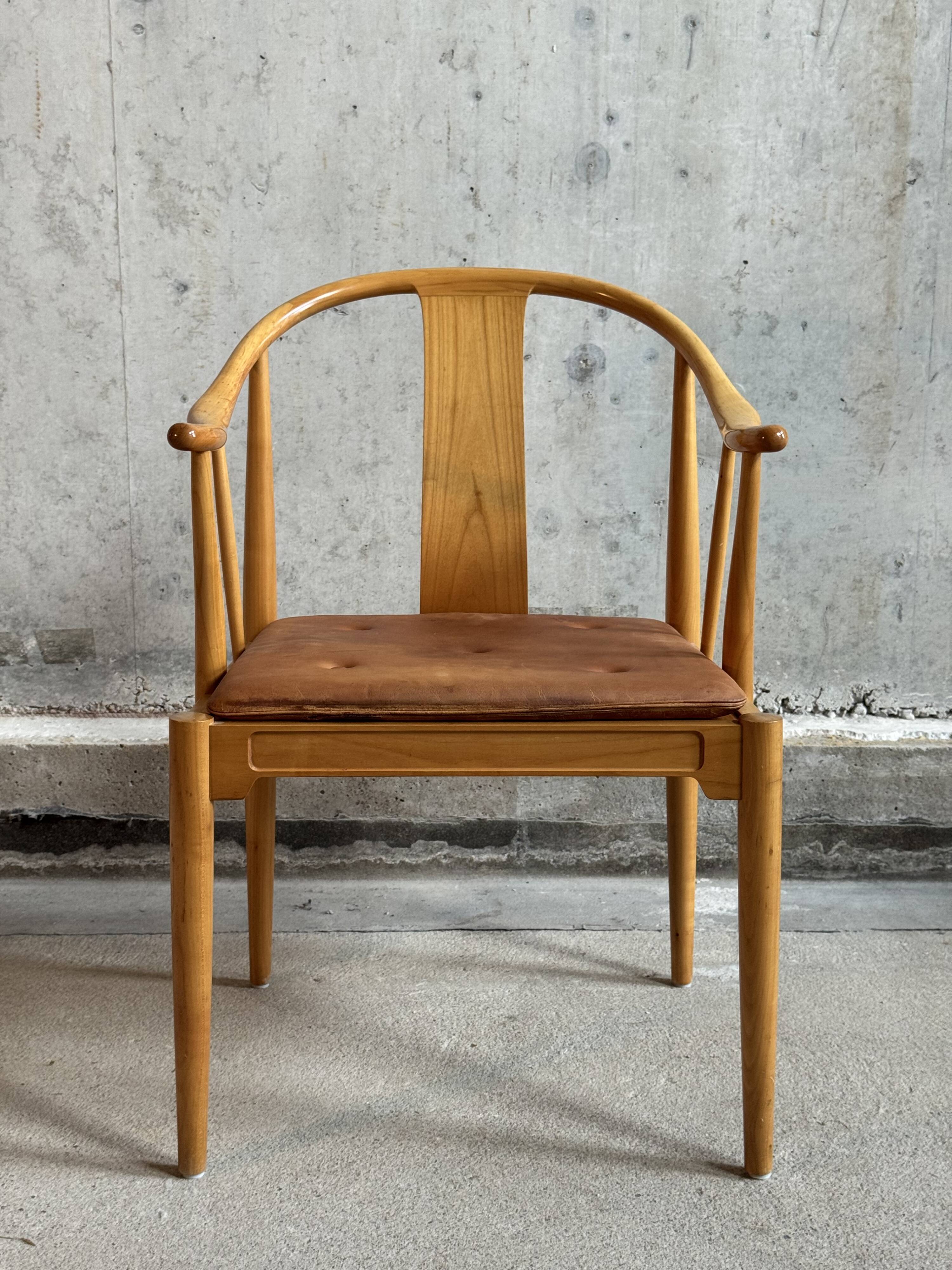 Chaise FH4283 de Hans J Wegner pour Fritz Hansen