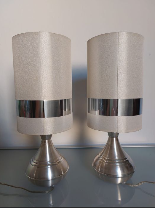 Pair of space-age lamps in aluminum and fabric from the 1970s - 1980s