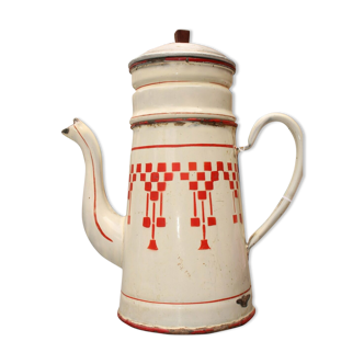 Enamelled sheet metal coffee maker