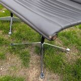 4 Herman Miller chairs designed by Charles Eames