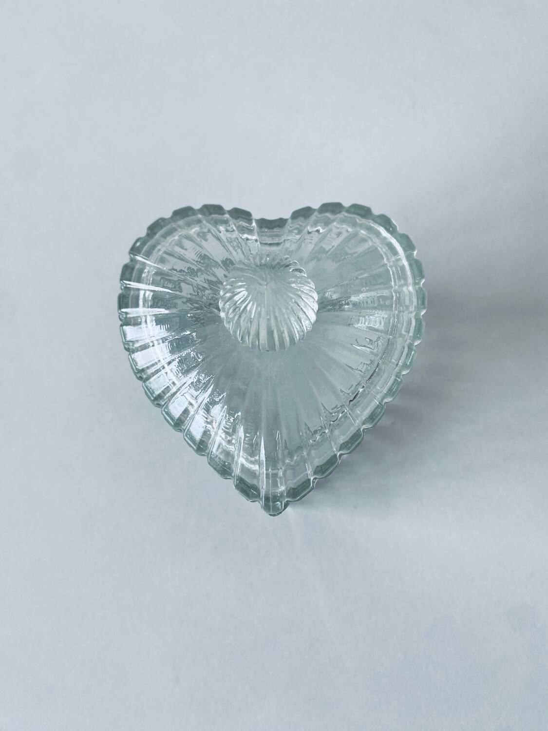 Glass heart candy box