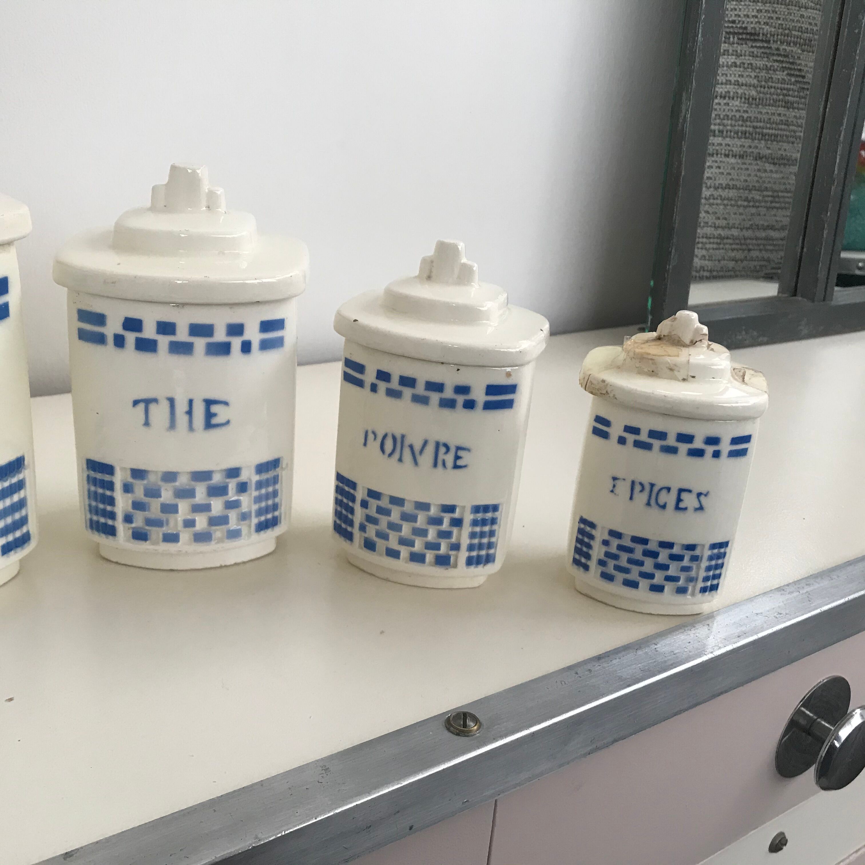 Lot of 6 spice boxes earthenware decoration lustucru checkerboard pattern