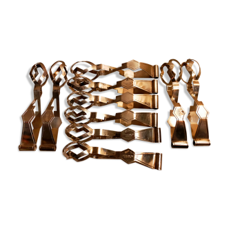 Snail clamps
