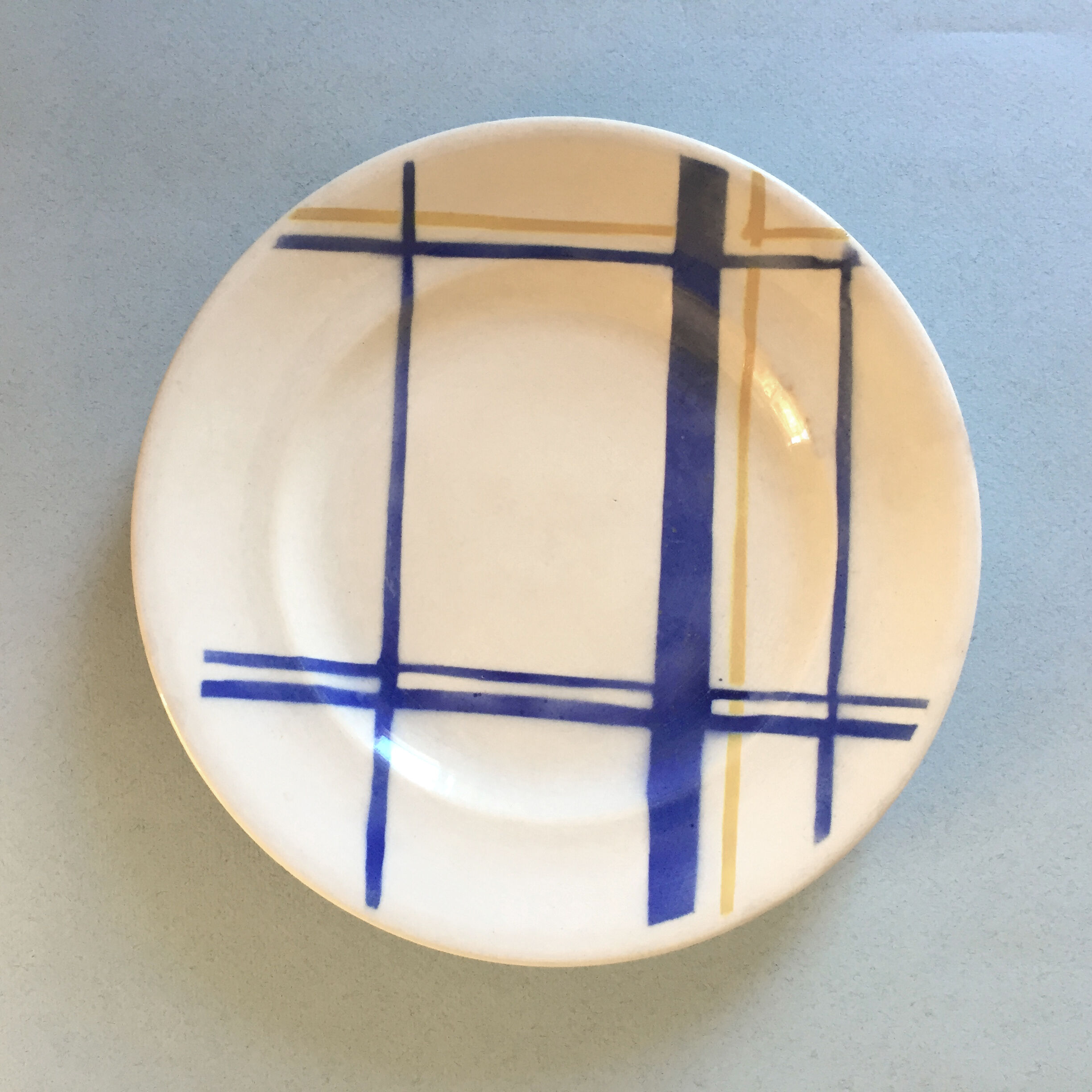 Set 4 plates and 1 pie dish Longwy model "Lucia"