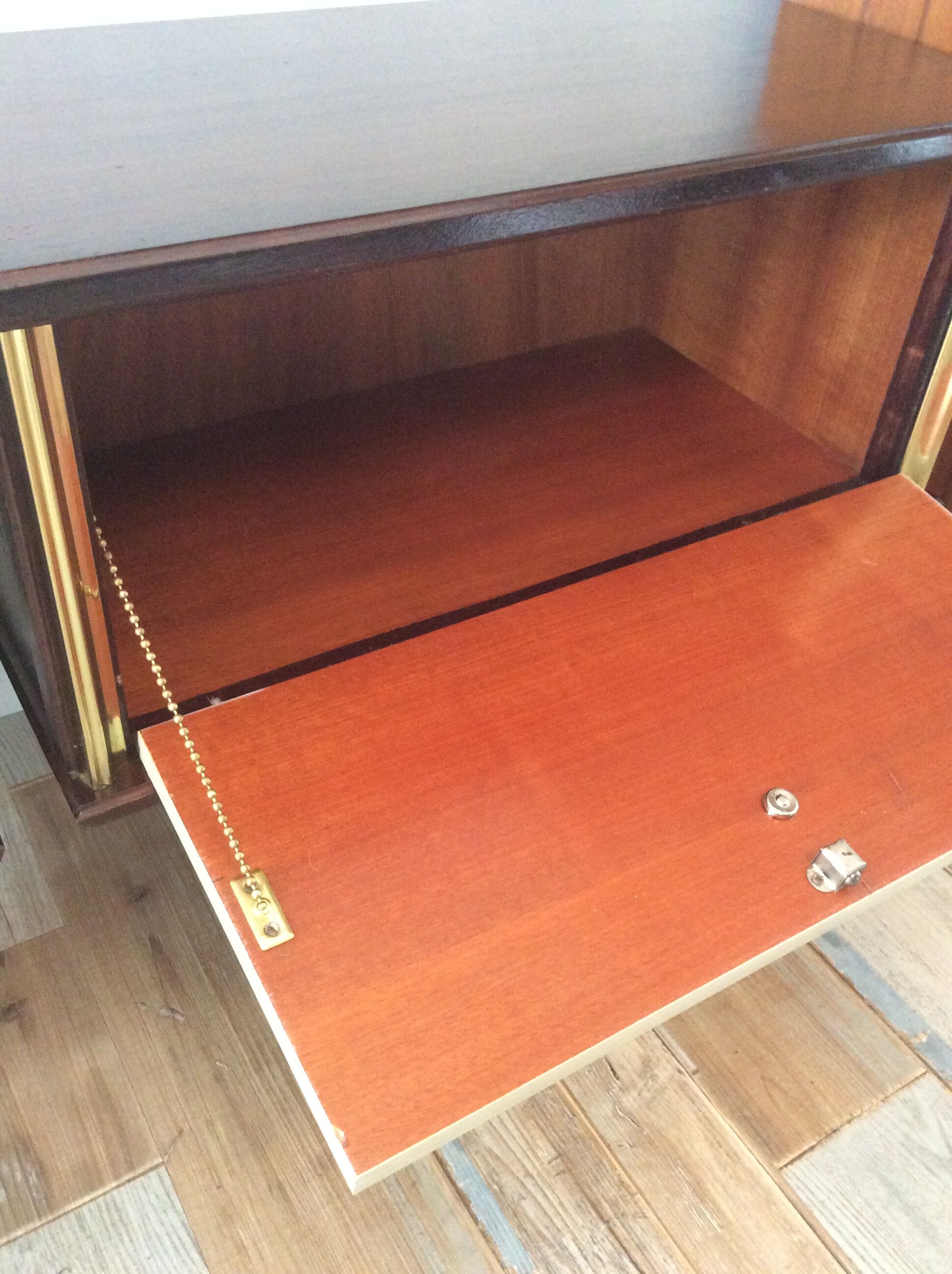 Paire de tables de chevets des années 50/60