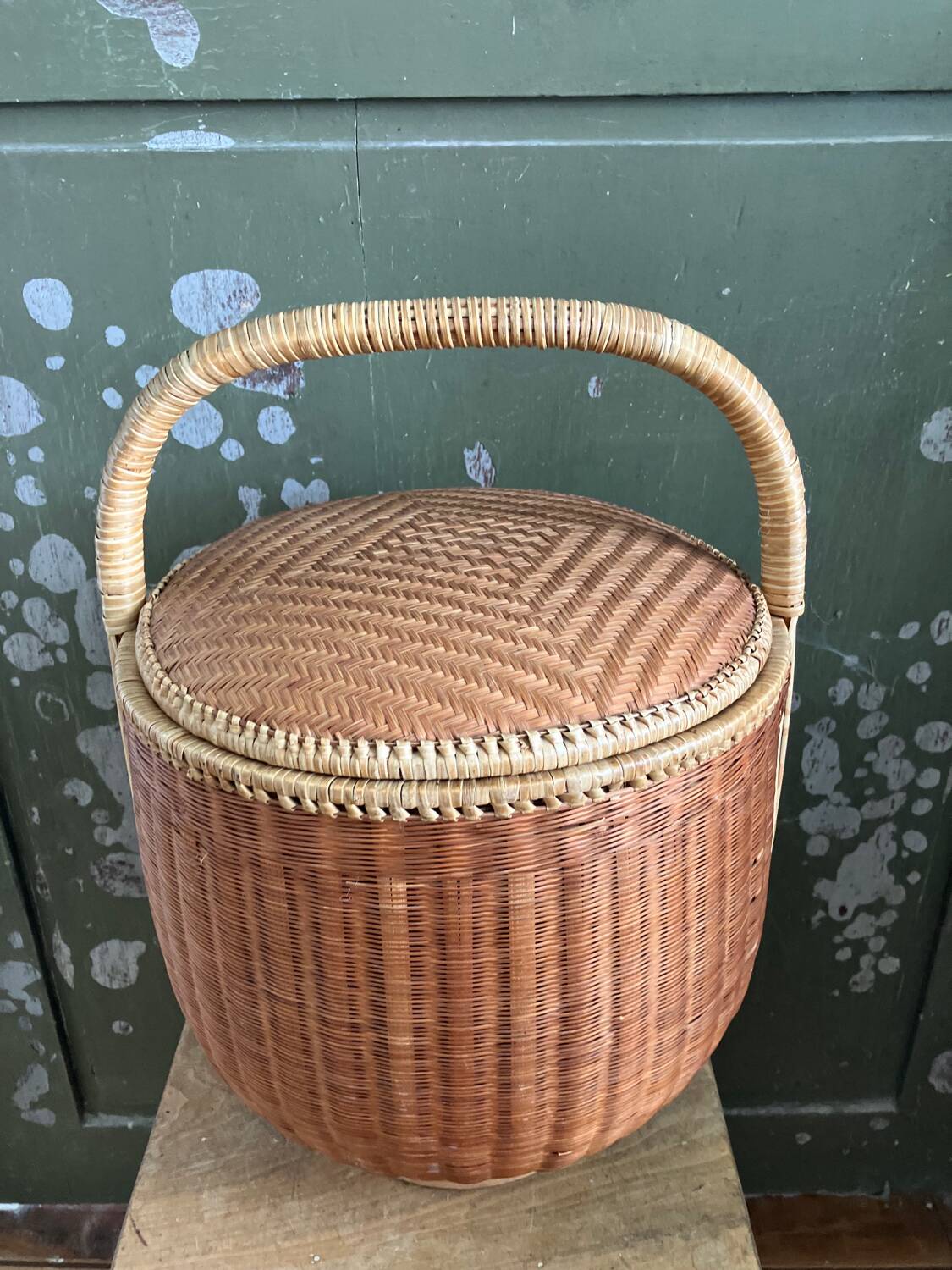 Wicker basket