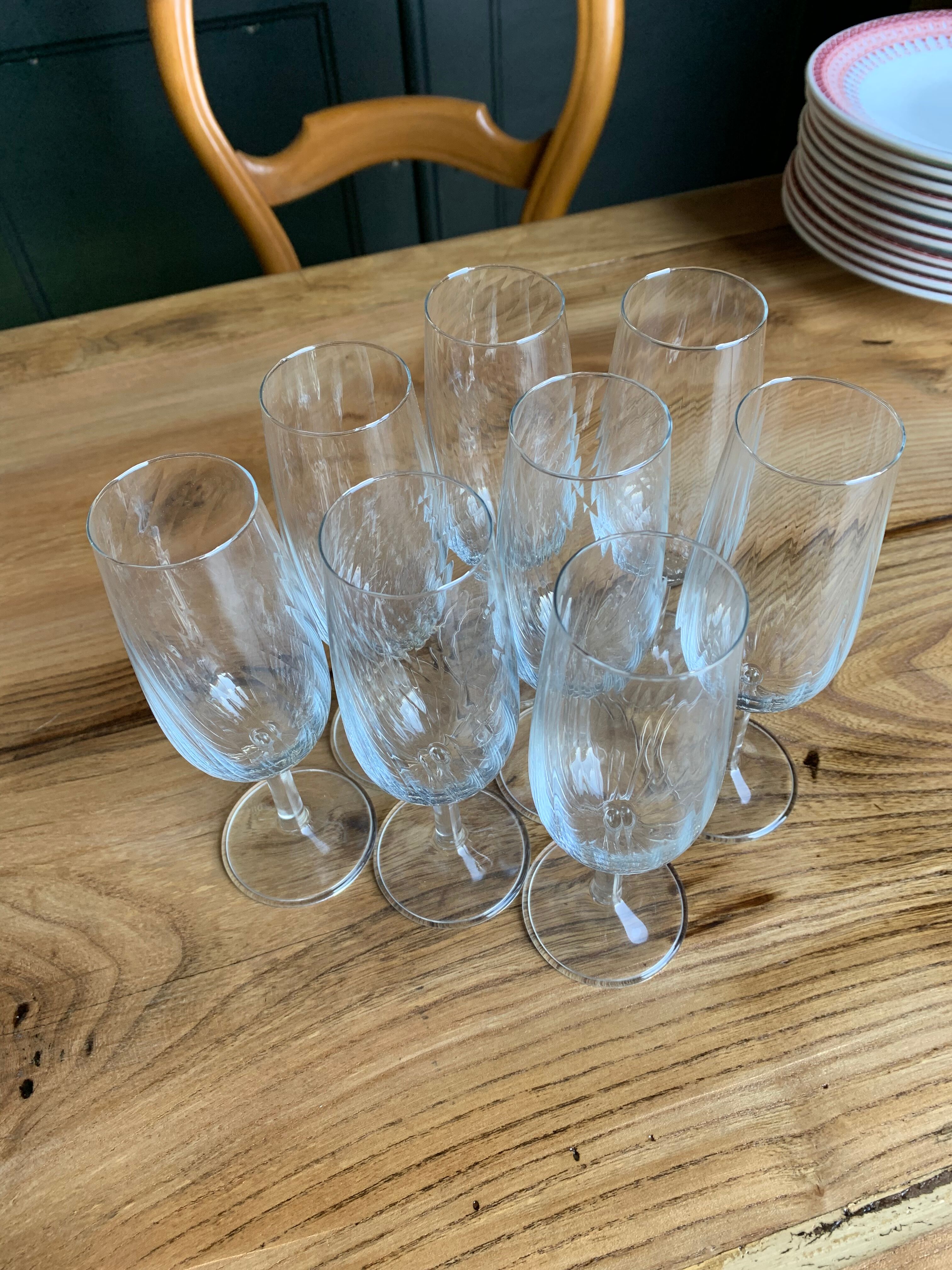 6 champagne flutes
